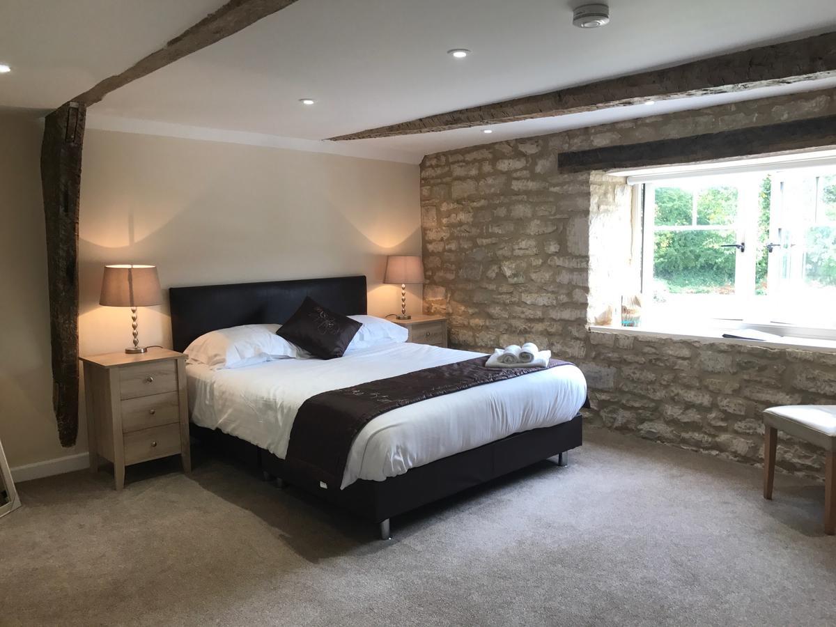 Bed and Breakfast The White Hart Frocester Екстер'єр фото